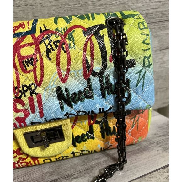 Graffiti Quilted PurseāColorful 10ā - Picture 3 of 14